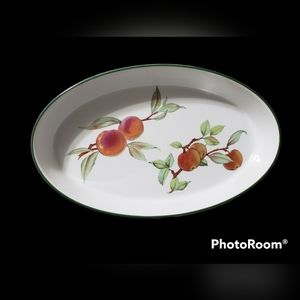 Porcelain oval baker